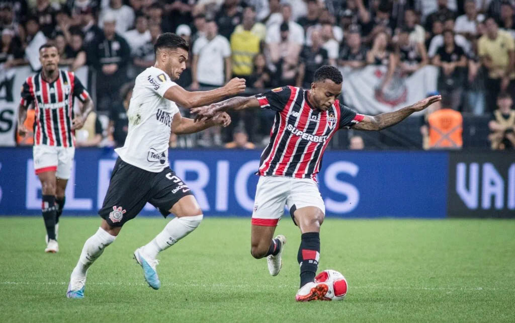 Corinthians x São Paulo: palpites, onde assistir e escalações - 16/06/2024