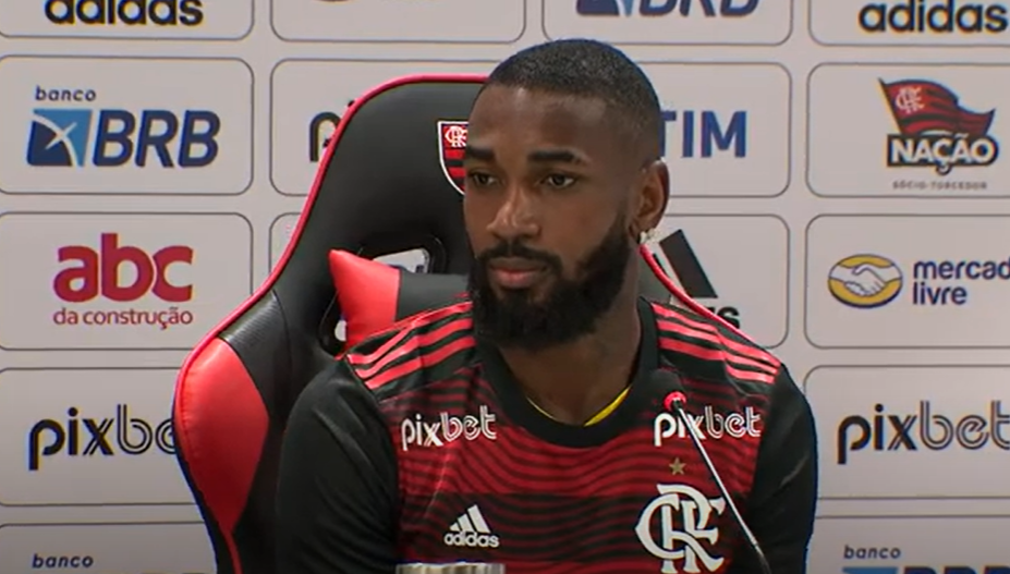 Gerson na mira do Catar: proposta milionária pode afastar o meio-campista do Flamengo