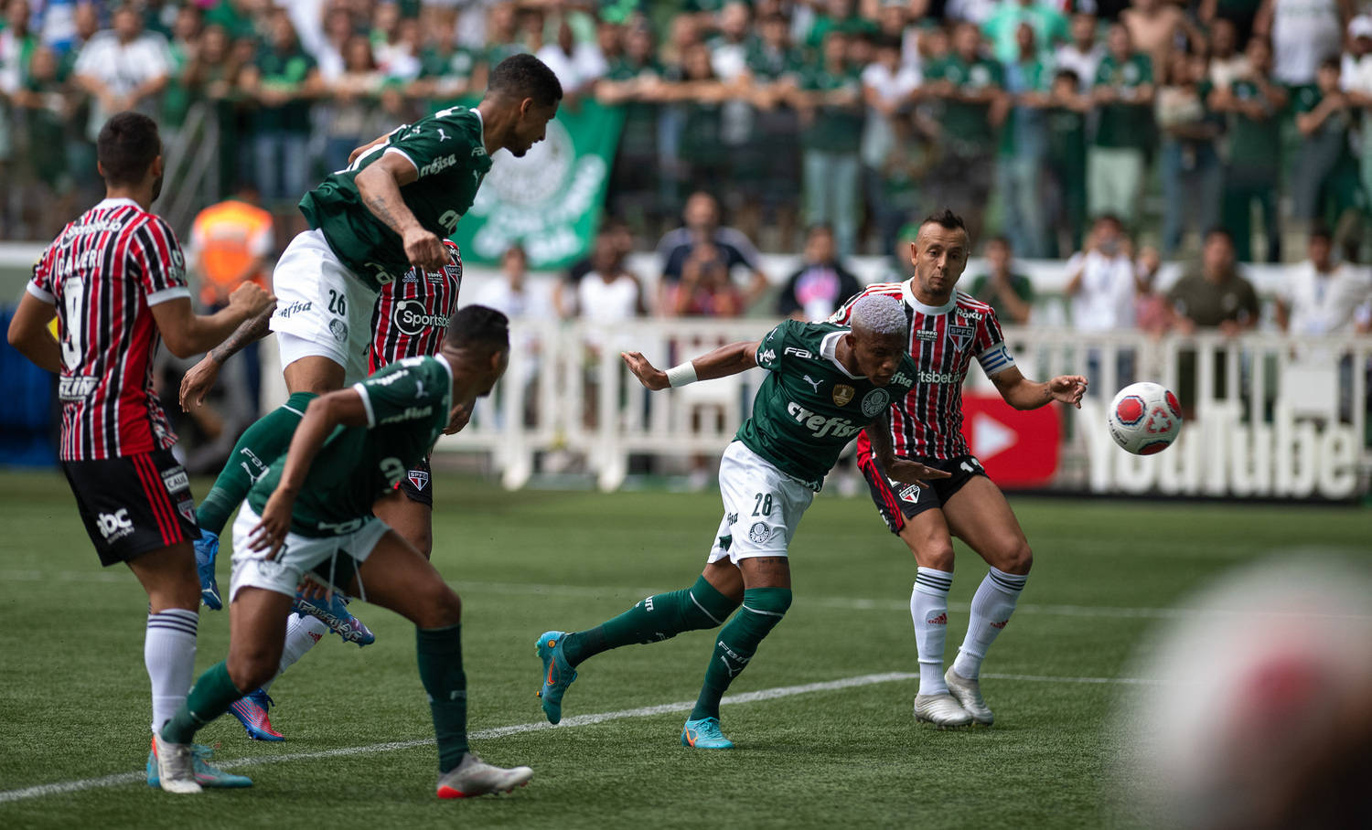 Palmeiras x São Paulo: palpites, onde assistir e escalações - 18/08/2024