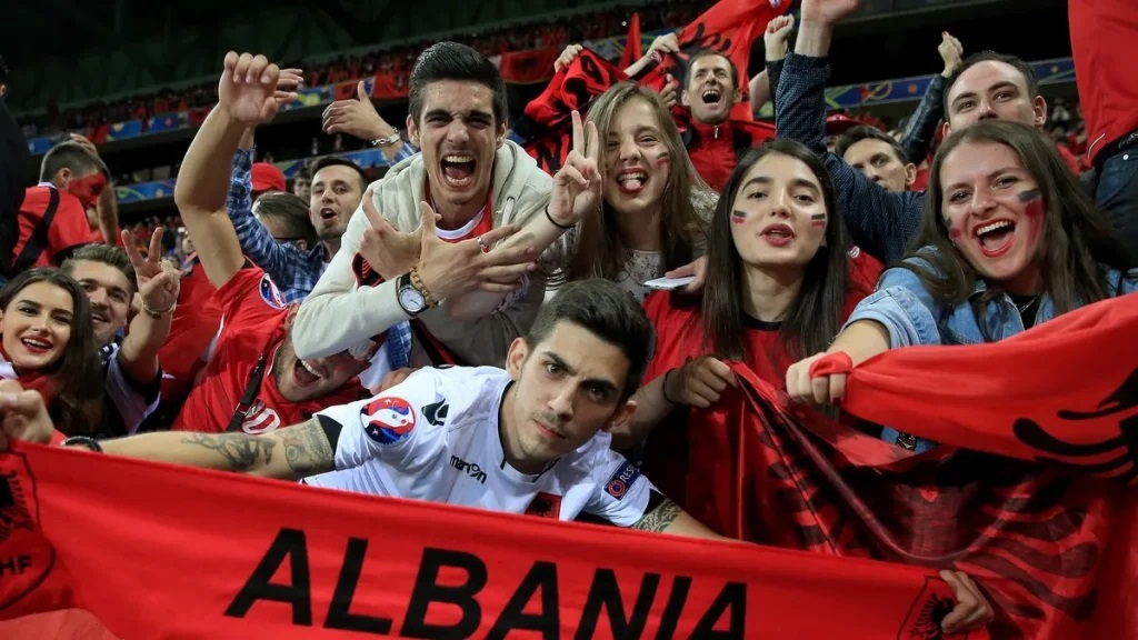 Na Albânia, uma sessão parlamentar foi cancelada devido aos jogos da equipe nacional na Euro 2024