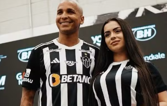 Karina Alexandre, esposa de Deyverson do Atlético-MG