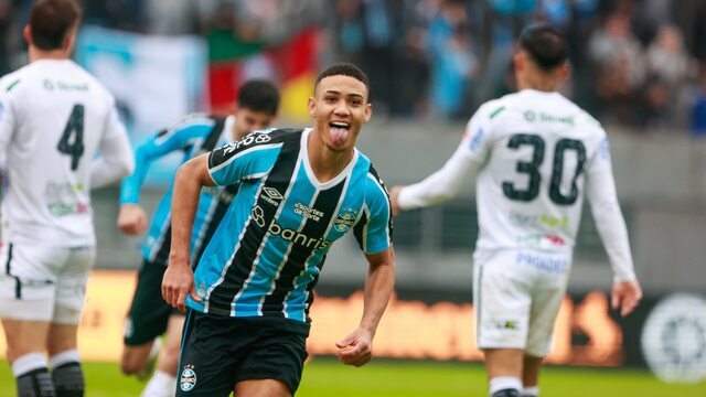 Grêmio vence Operário e avança às oitavas da Copa do Brasil