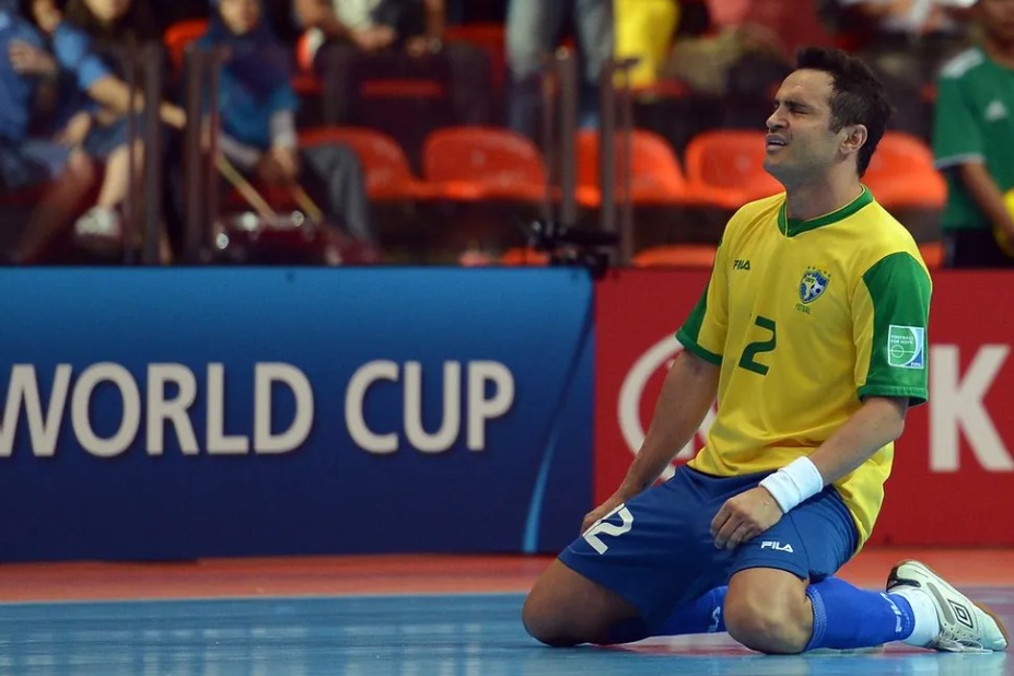 Falcão, o melhor jogador de todos os tempos de futsal