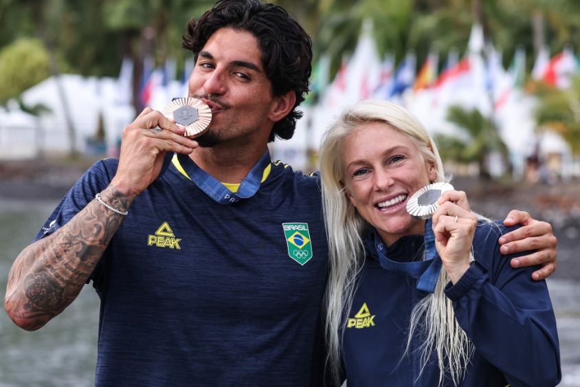 Gabriel Medina e Tati Webb: os surfistas brasileiros são gigantes