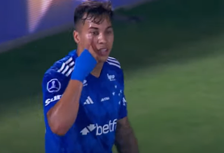 Cruzeiro vence Libertad e abre vangtagem na disputa na Sul- Americana