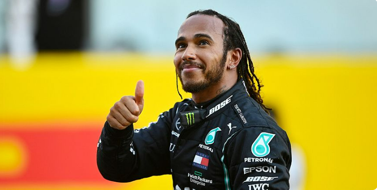 Hamilton começa a aprender italiano antes da mudança para a Ferrari