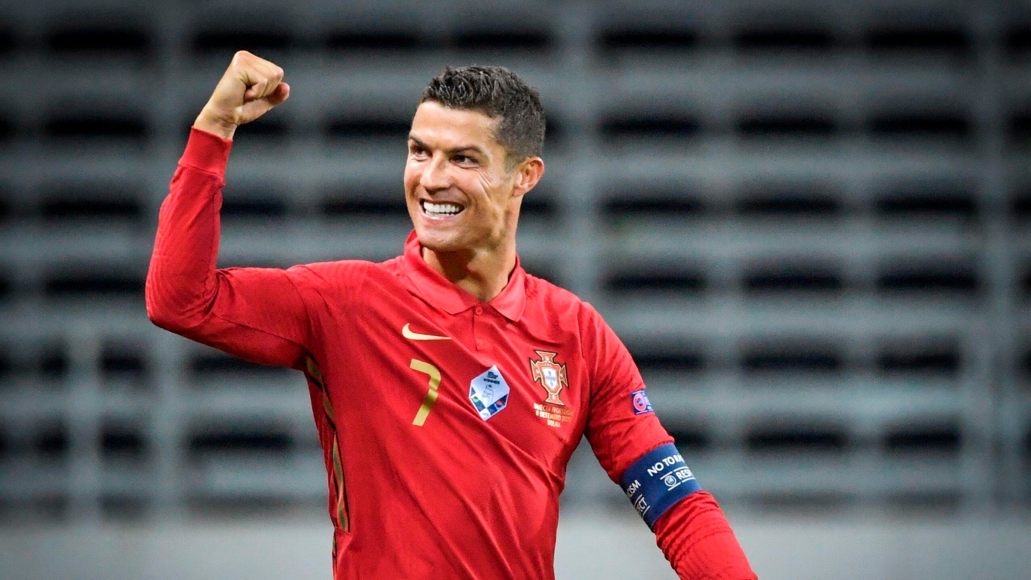 Cristiano Ronaldo é o primeiro jogador a disputar seis Eurocopas diferentes
