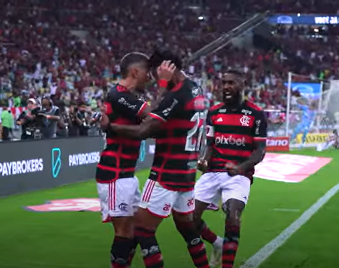 Flamengo se mantém invicto diante do Bahia e vai à semi final da Copa do Brasil