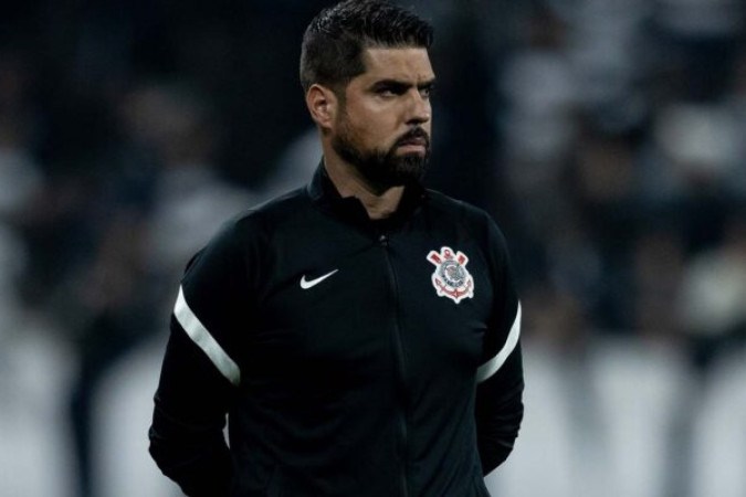 Corinthians demitiu António Oliveira