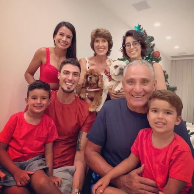 A família de Tite e Rose