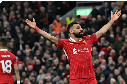 Salah brilha com golaço e Liverpool assume ponta da Premier League