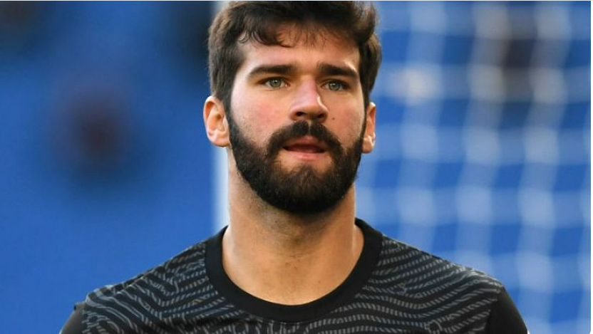 Alisson do Liverpool fala sobre o novo formato da Liga dos Campeões da UEFA