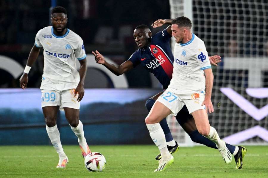 Olympique Marseille x Paris Saint-Germain: Palpites, Escalações e Onde Assistir - 27/10/2024