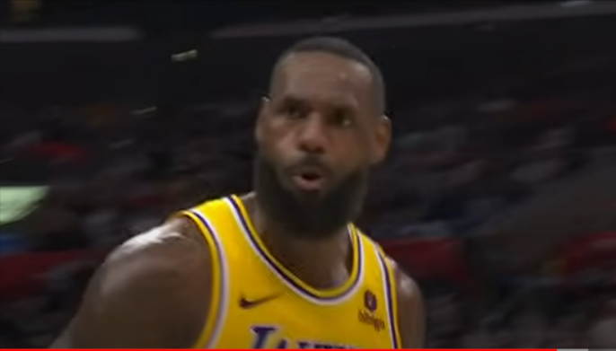 LeBron James minimiza recorde olímpico e mantém foco no ouro