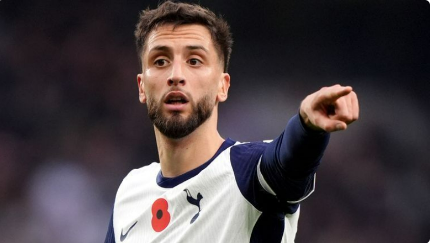 Meio-campista do Tottenham Bentancur recebe suspensão de sete jogos por piada racista