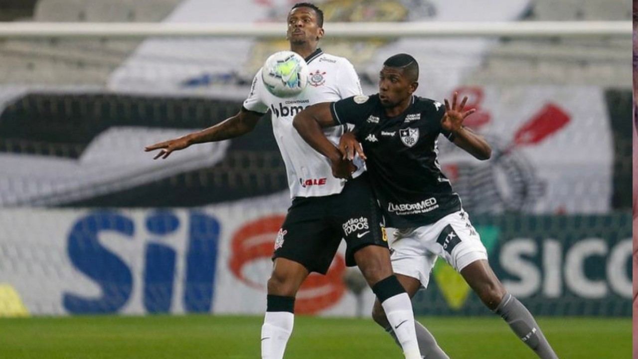 Botafogo quebra tabu ao vencer Corinthians