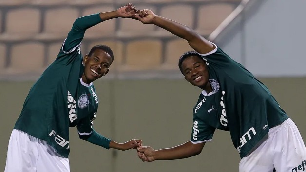 Endrick e Estevão juntos no Palmeiras: a parceria poderia ter durado mais tempo