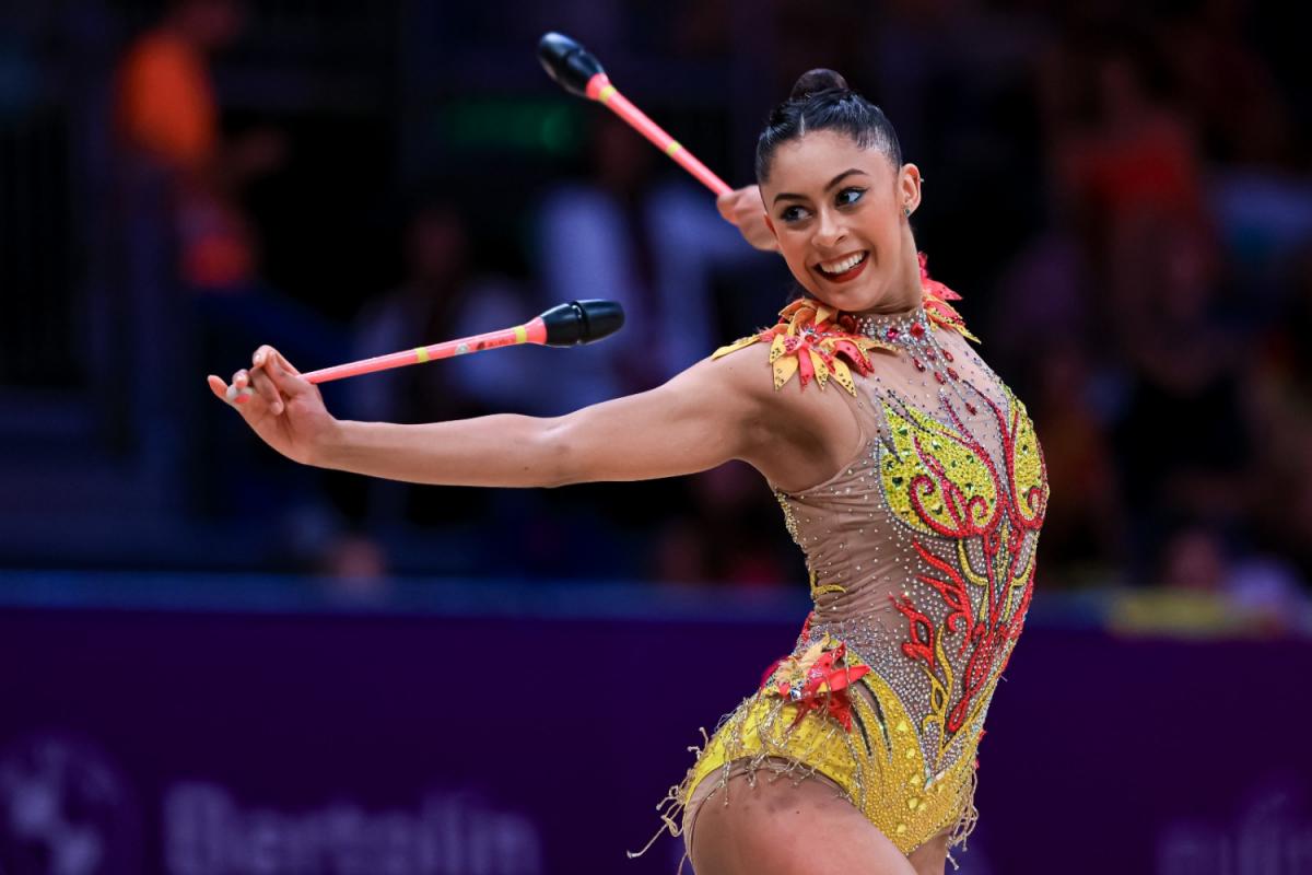 Barbara Domingos conquista bronze na ginástica rítmica antes das Olimpíadas