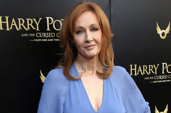 Rowling critica a vitória do boxeador transgênero sobre a boxeadora feminina nas Olimpíadas