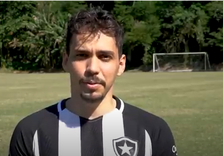 Botafogo inicia negociações para extensão do contrato de Eduardo