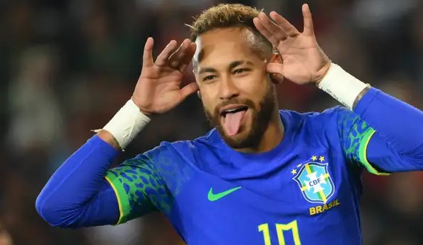 Recuperado de lesão, Neymar se aproxima do retorno ao futebol após um ano