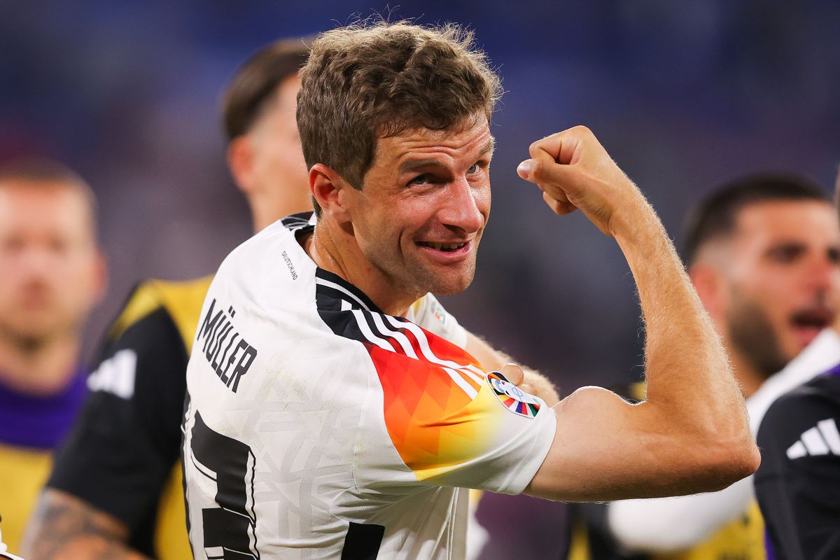 Muller pensa em acabar a carreira na seleção alemã após a derrota para a Espanha