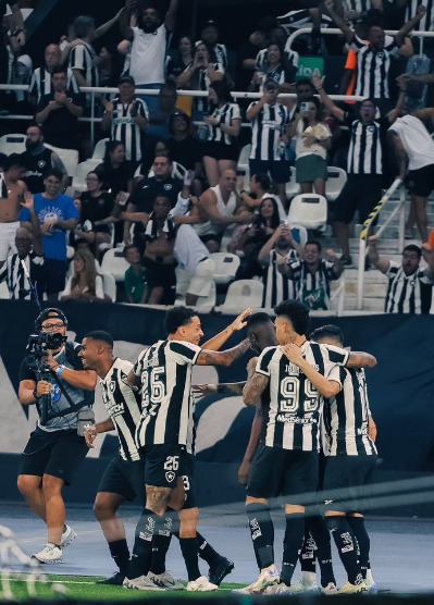 Show do Botafogo, o líder do Brasileirão