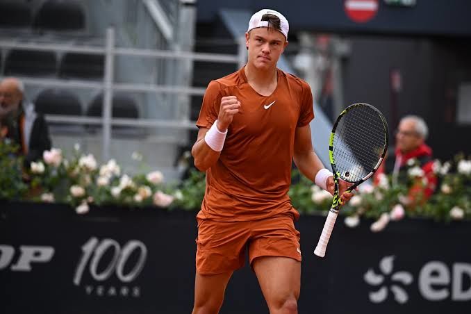 Holger Rune vs Alex de Minaur Prediction, Betting Tips and Odds | 01 November 2024