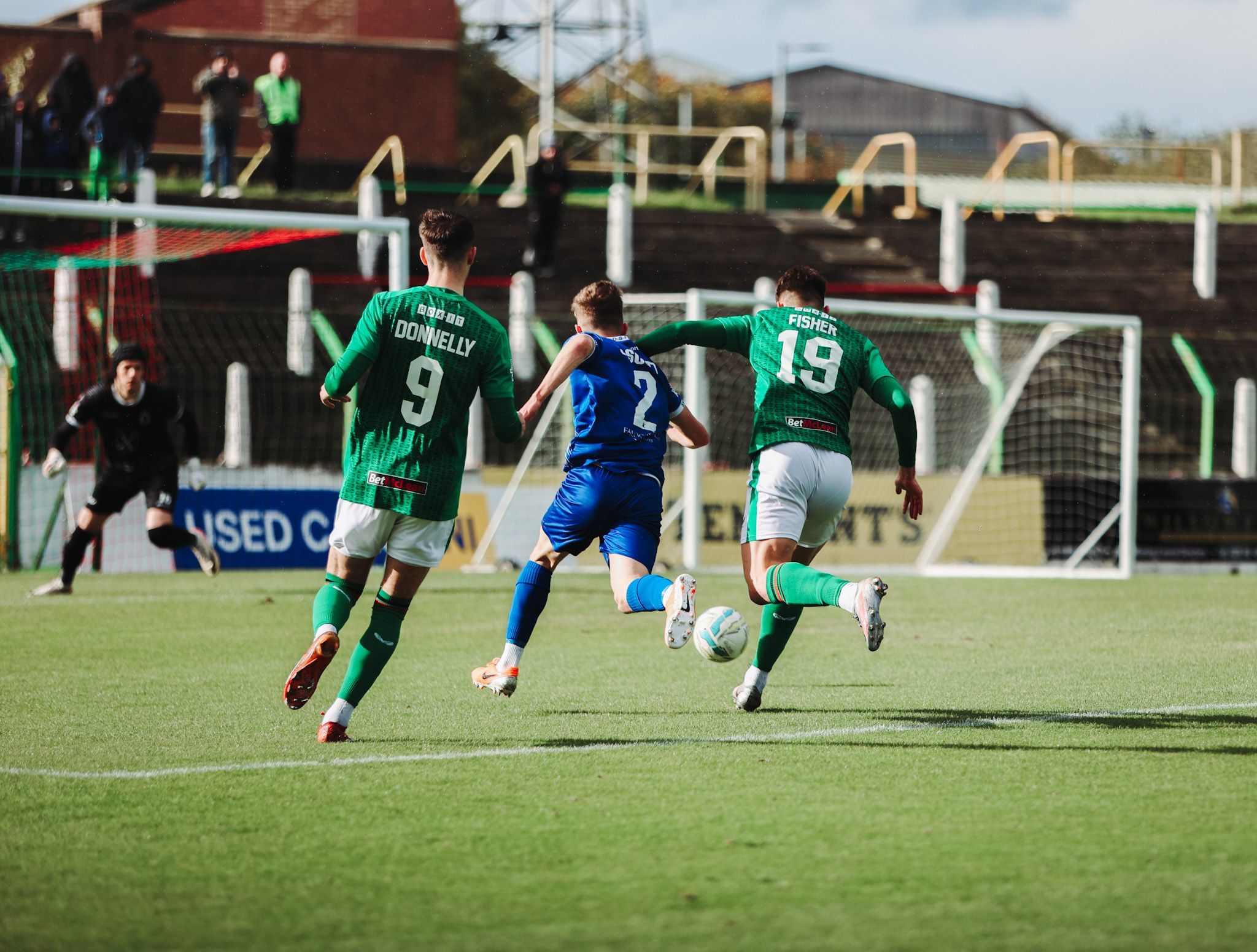 Glentoran FC vs Carrick Rangers FC Prediction, Betting Tips & Odds | 19 OCTOBER 2024