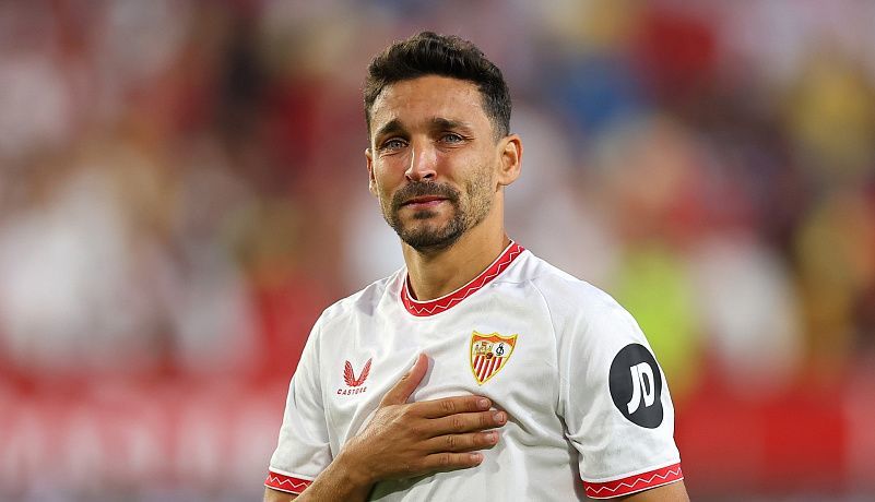 El ex jugador del Manchester City, Jesús Navas, se enfrenta a un retiro anticipado gracias a una lesión