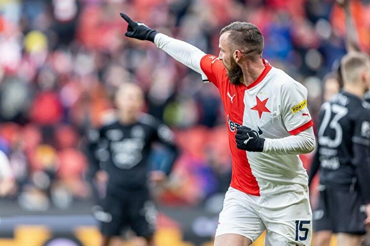 Hradec Kralove vs Slavia Prague Prediction, Betting Tips & Odds │03 NOVEMBER, 2024