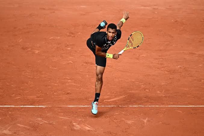 Felix Augar-Aliassime vs Sebastian Baez Prediction, Betting Tips and Odds | 23 October 2024