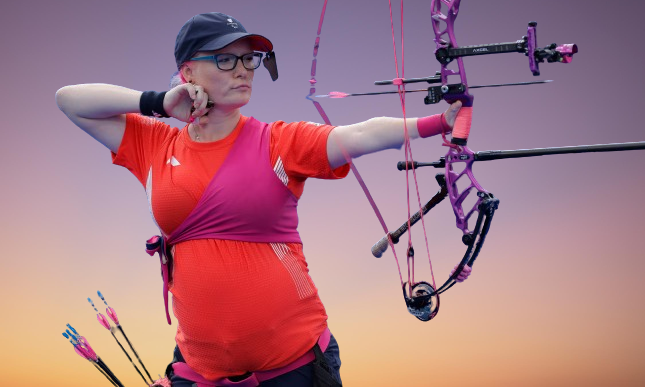 Seven-Month Pregnant Archer Jodie Grinham Makes History at the Paralympics Medal