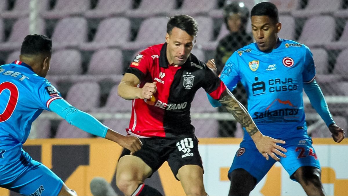 Melgar vs. Deportivo Garcilaso. Pronostico, Apuestas y Cuotas│4 de noviembre de 2024