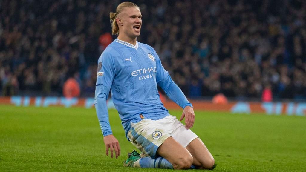 Erling Haaland tranquiliza a Guardiola y asegura estar feliz en Manchester