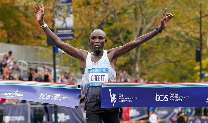 Evans Chebet: &quot;Quiero recuperar el título del maratón de Nueva York&quot;