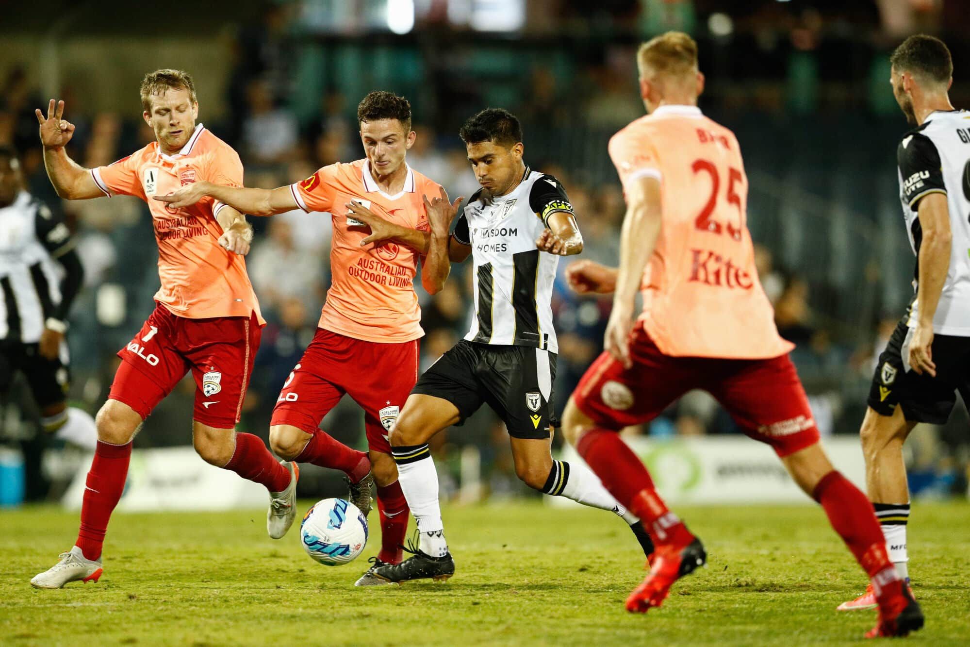 Melbourne Victory vs Adelaide United Prediction, Betting Tips & Odds | 21 SEPTEMBER, 2024