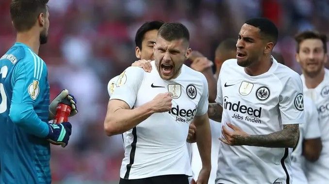 Eintracht vs Borussia M Pronóstico, Apuestas y Cuotas│15 de abril de 2023