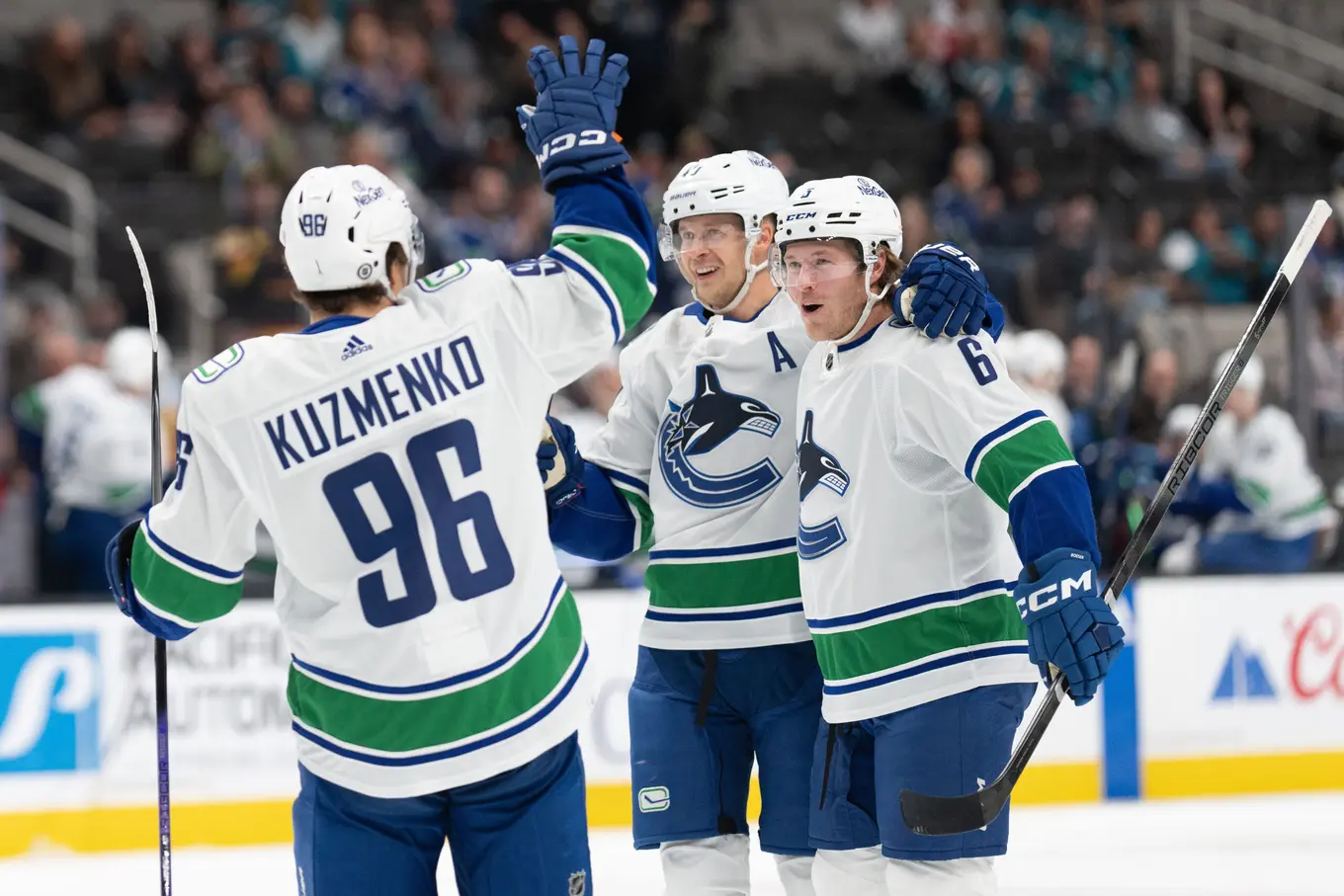 Montreal Canadiens vs Vancouver Canucks. Pronostico, Apuestas y Cuotas│12 de noviembre de 2023