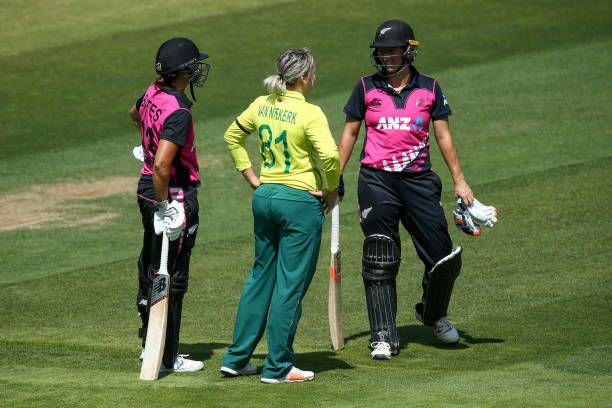 New Zealand (Women) vs. South Africa (Women) Predictions, Betting Tips & Odds │17 MARCH, 2022