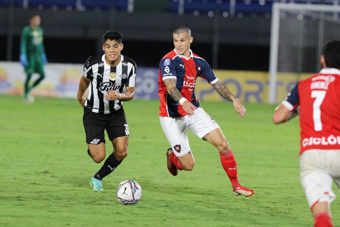 Libertad vs. Cerro Porteño. Pronostico, Apuestas y Cuotas│7 de noviembre de 2023