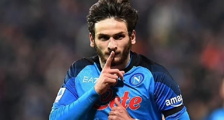 Napoli Unwilling To Let Kvaratskhelia Go To PSG, Ready To Offer New Contract