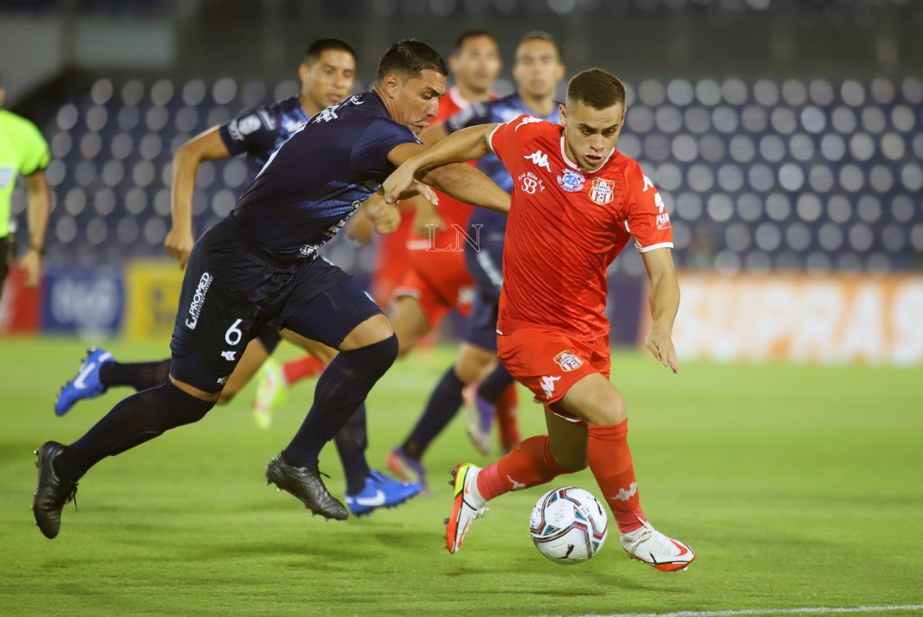 General Caballero vs. Nacional Asunción. Pronostico, Apuestas y Cuotas│2 de noviembre de 2023