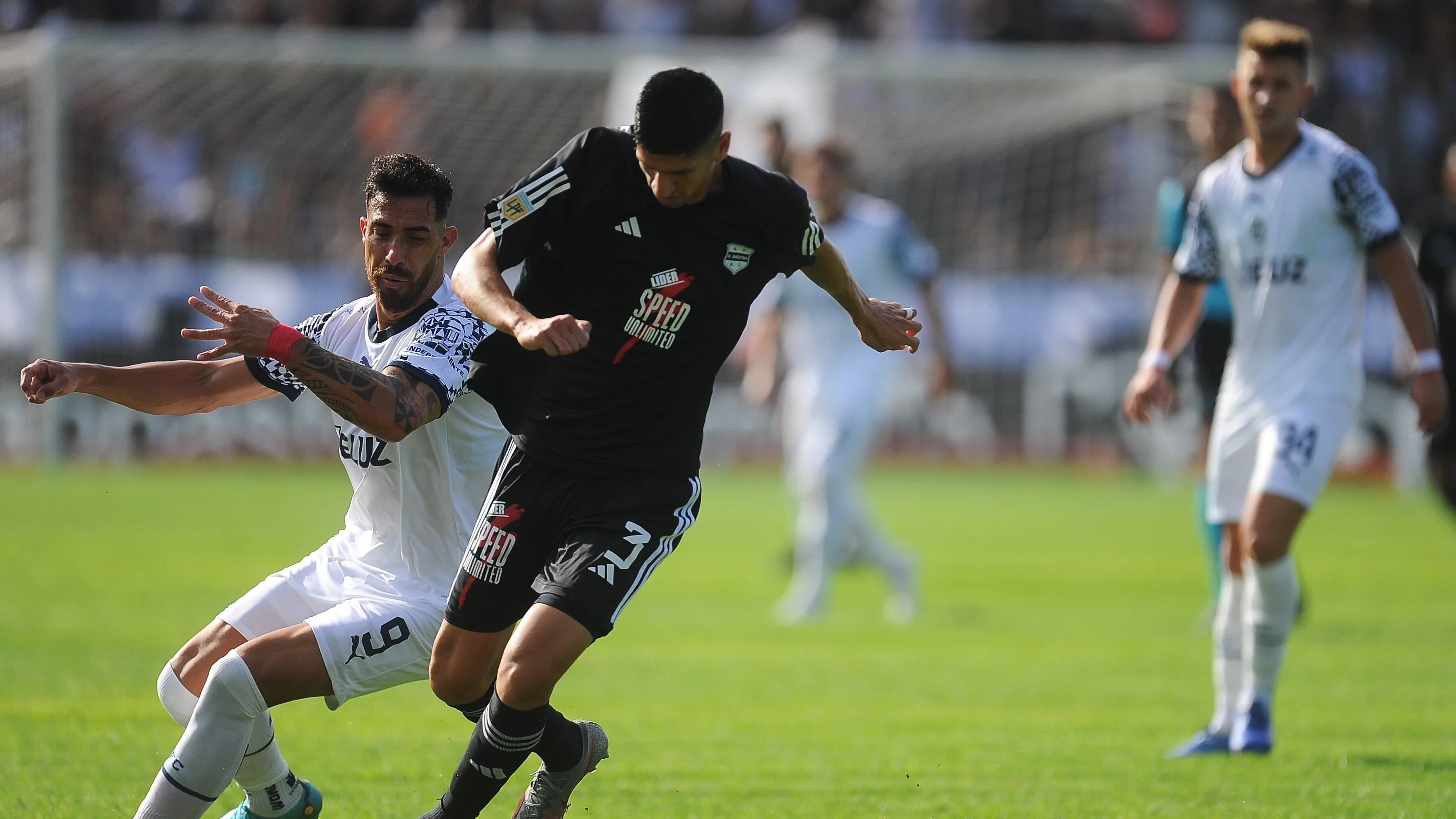 Deportivo Riestra vs. Sarmiento. Pronóstico, Apuestas y Cuotas│24 de agosto de 2024