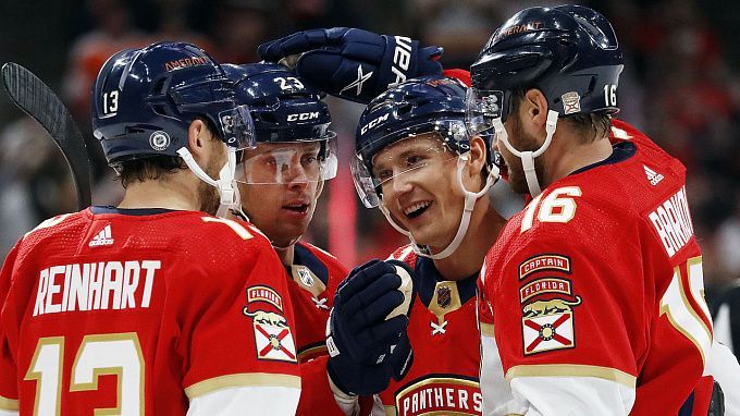 Chicago Blackhawks vs Florida Panthers Pronóstico, Apuestas y Cuotas | 26 de octubre de 2022