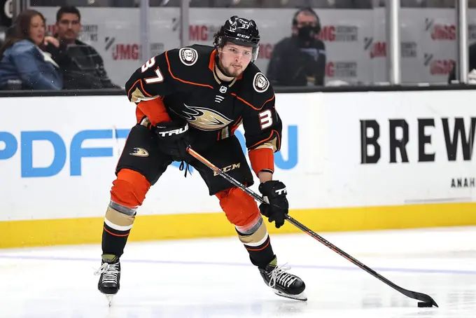 Anaheim Ducks vs Arizona Coyotes. Prónostico, Apuestas y Cuotas│2 de noviembre de 2023