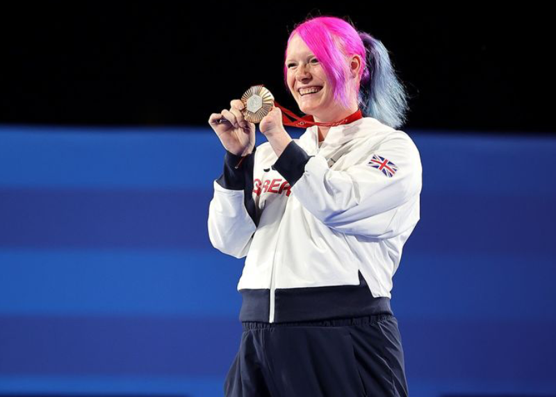 ¡Jodie Grinham primera mujer embarazada en ganar una medalla paralímpica!