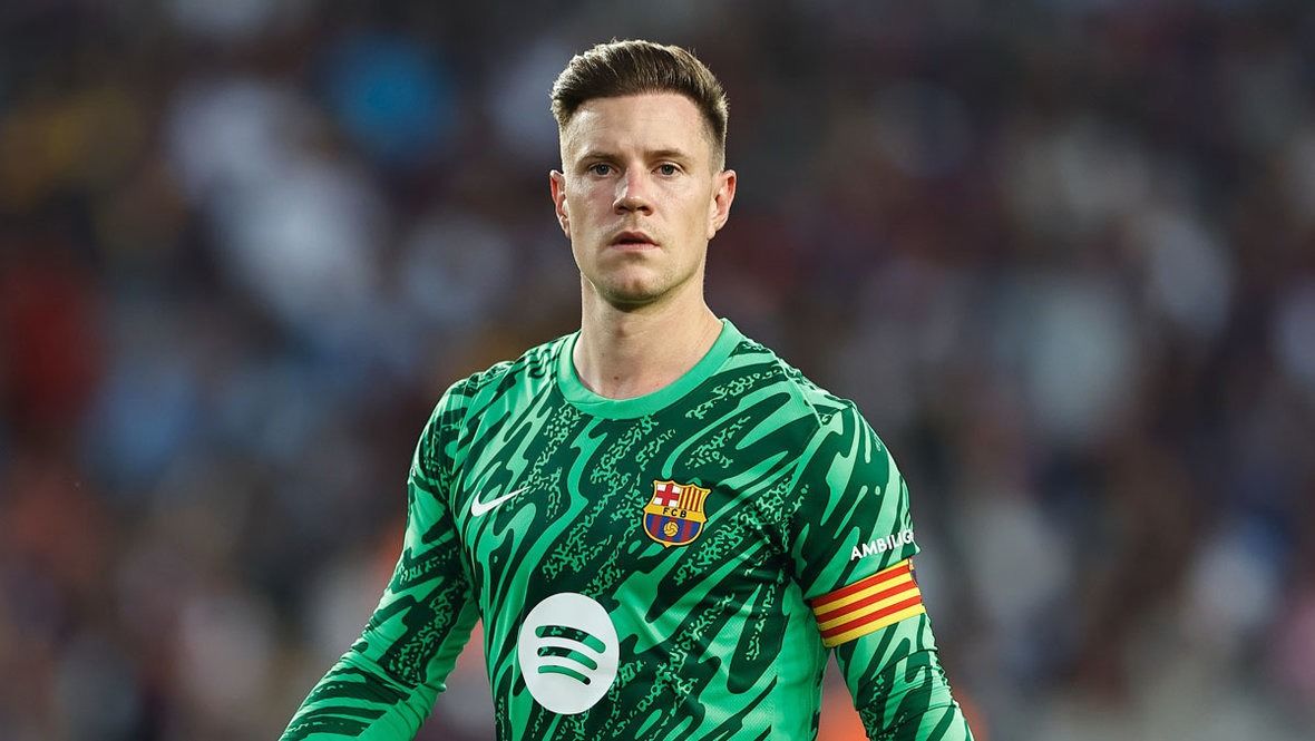 Barcelona Goalkeeper Ter Stegen May Move to Top Premier League Club