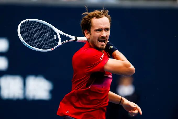 Thiago Wild vs Daniil Medvedev. Pronóstico, Apuestas y Cuotas│4 de octubre de 2024