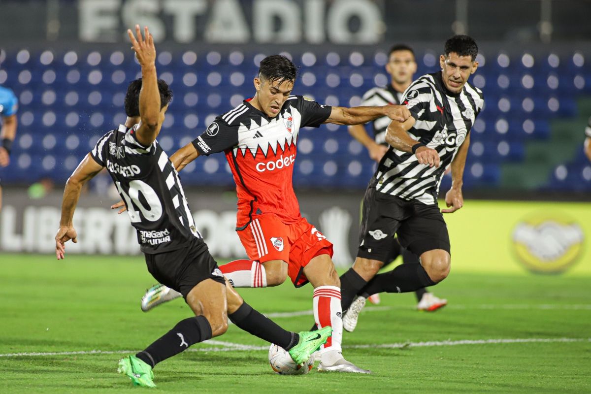 River Plate vs. Libertad. Pronóstico, Apuestas y Cuotas│15 de mayo de 2024